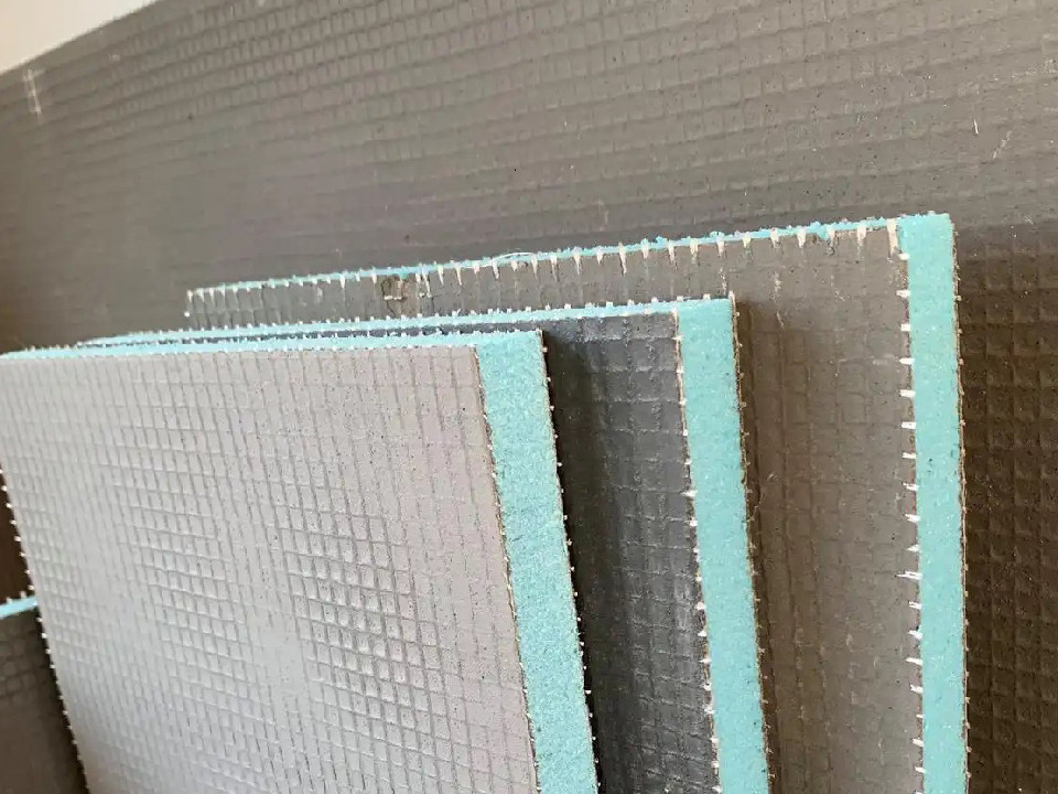 <strong>防水背襯板屋頂施工教程</strong>